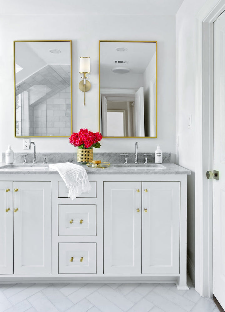 ##Antique Hardware## Hatfield 1 Light Vibrant Gold Sconce