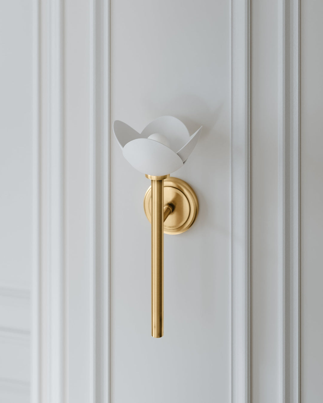 ##Antique Hardware## Dawson Wall Sconce