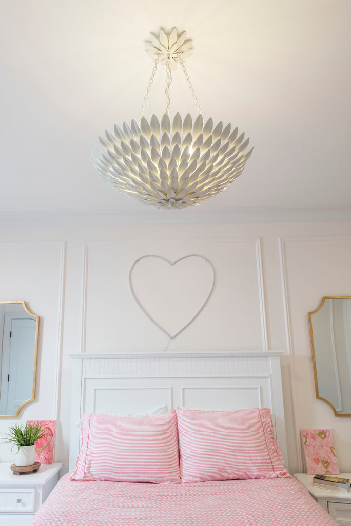 ##Antique Hardware## Broche 6 Light Matte White Chandelier