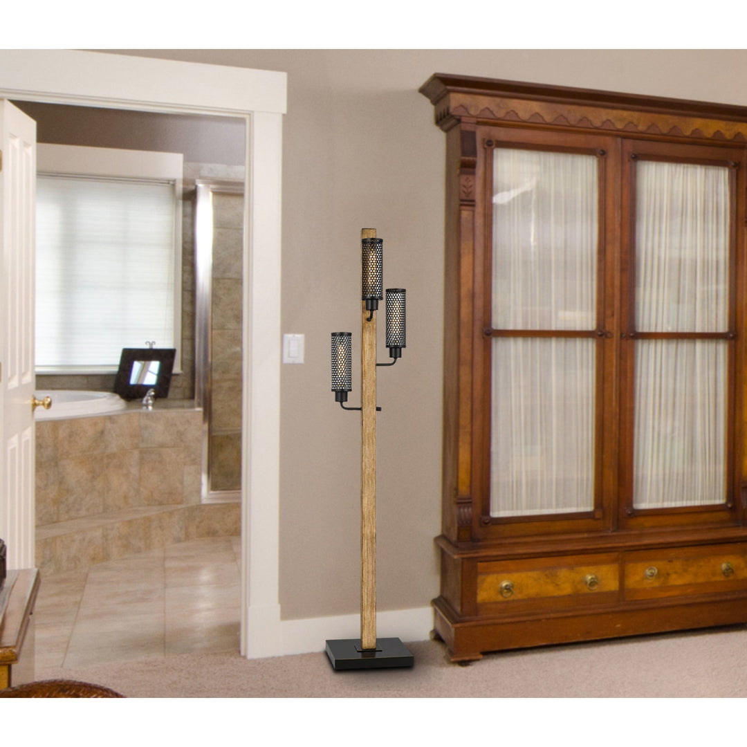 ##Antique Hardware## 60W X 3 LENOX LANTERN STYLE RUBBER WOOD / METAL FLOOR LAMP WITH MESH METAL SHADES