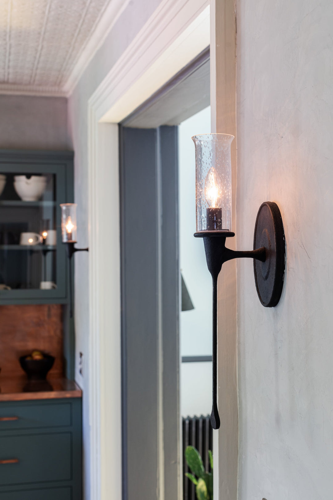 ##Antique Hardware## Chisel Wall Sconce