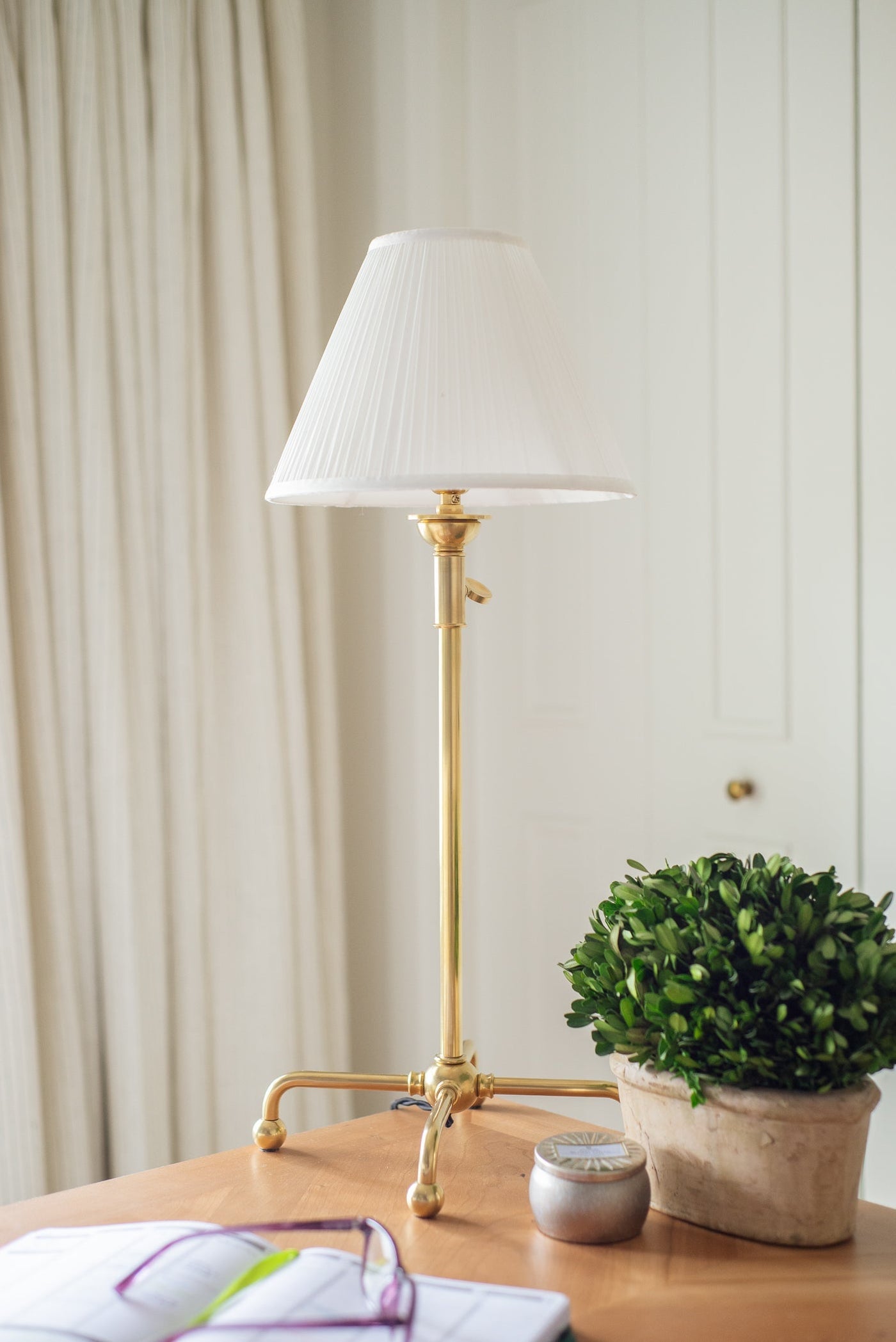 Antique Hardware Classic No.1 Table Lamp Table Lamp