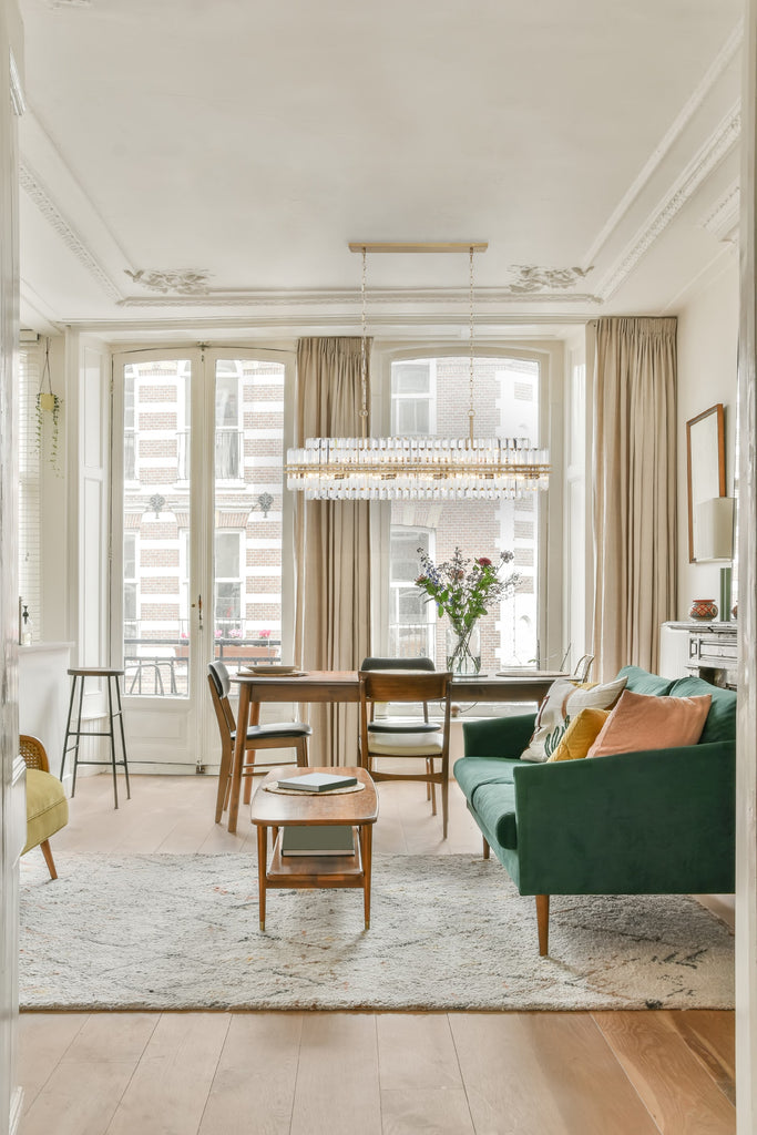 ##Antique Hardware## Hayes 16 Light Aged Brass Chandelier