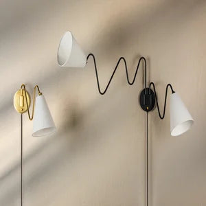 Onda Plug-In Sconce