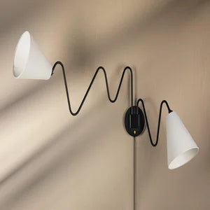 Onda Plug-In Sconce