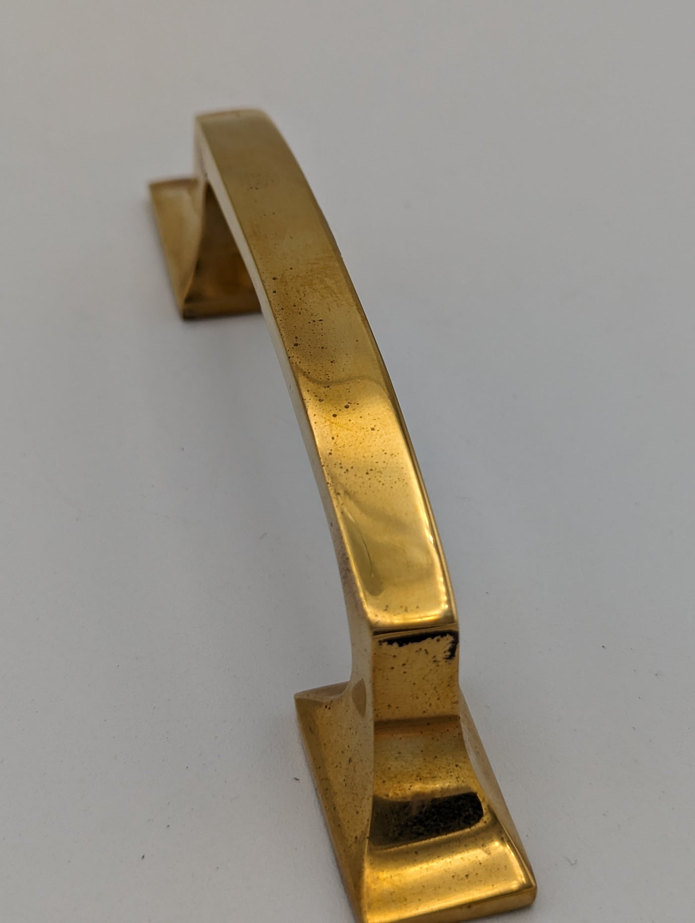 Open Box Sale Item 5 1/4 Inch Overall (3 3/4 Inch c-c) Traditional Solid Brass Pull (Polished Brass Finish)