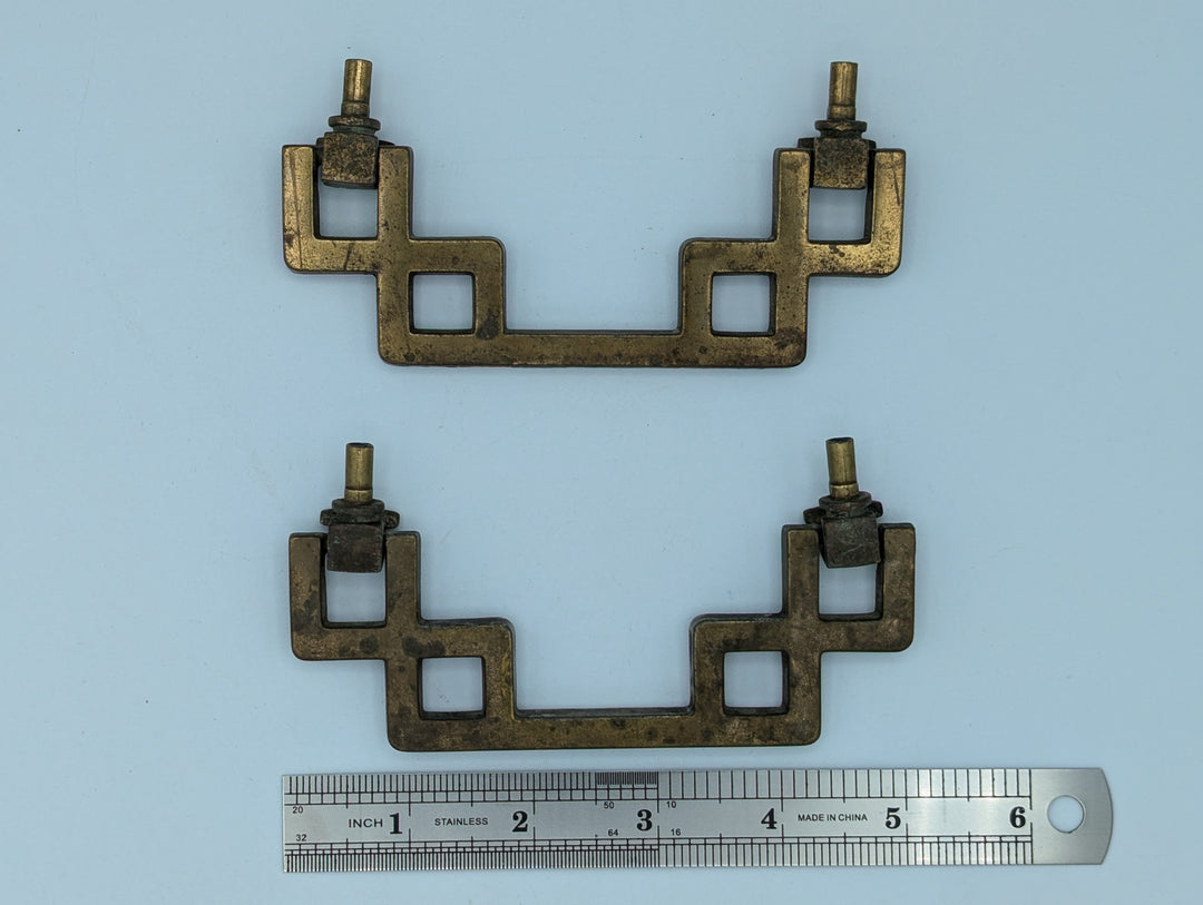 ##Antique Hardware## 1950s Bassett Asian Chinoiserie Brass Dresser Pulls (Original Antique)