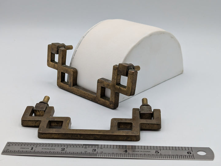 ##Antique Hardware## 1950s Bassett Asian Chinoiserie Brass Dresser Pulls (Original Antique)