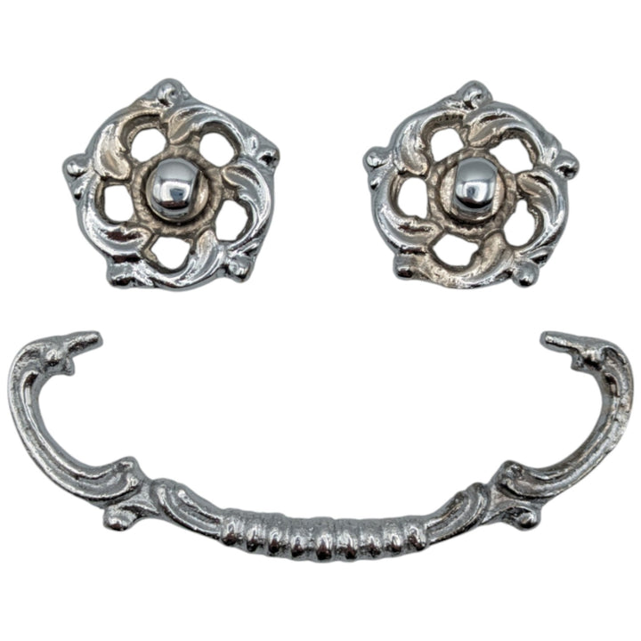 4 1/2 Inch Beaded Victorian Roped Pull with Leaf Mount