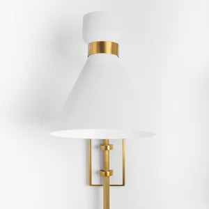 Willa Plug-In Sconce