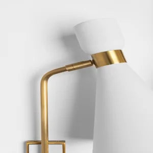 Willa Plug-In Sconce